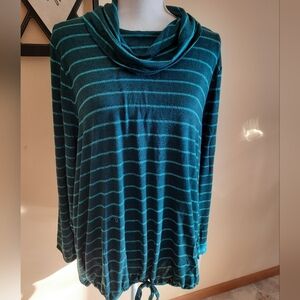 Lane bryant New Striped Cowl neck top size 18/20